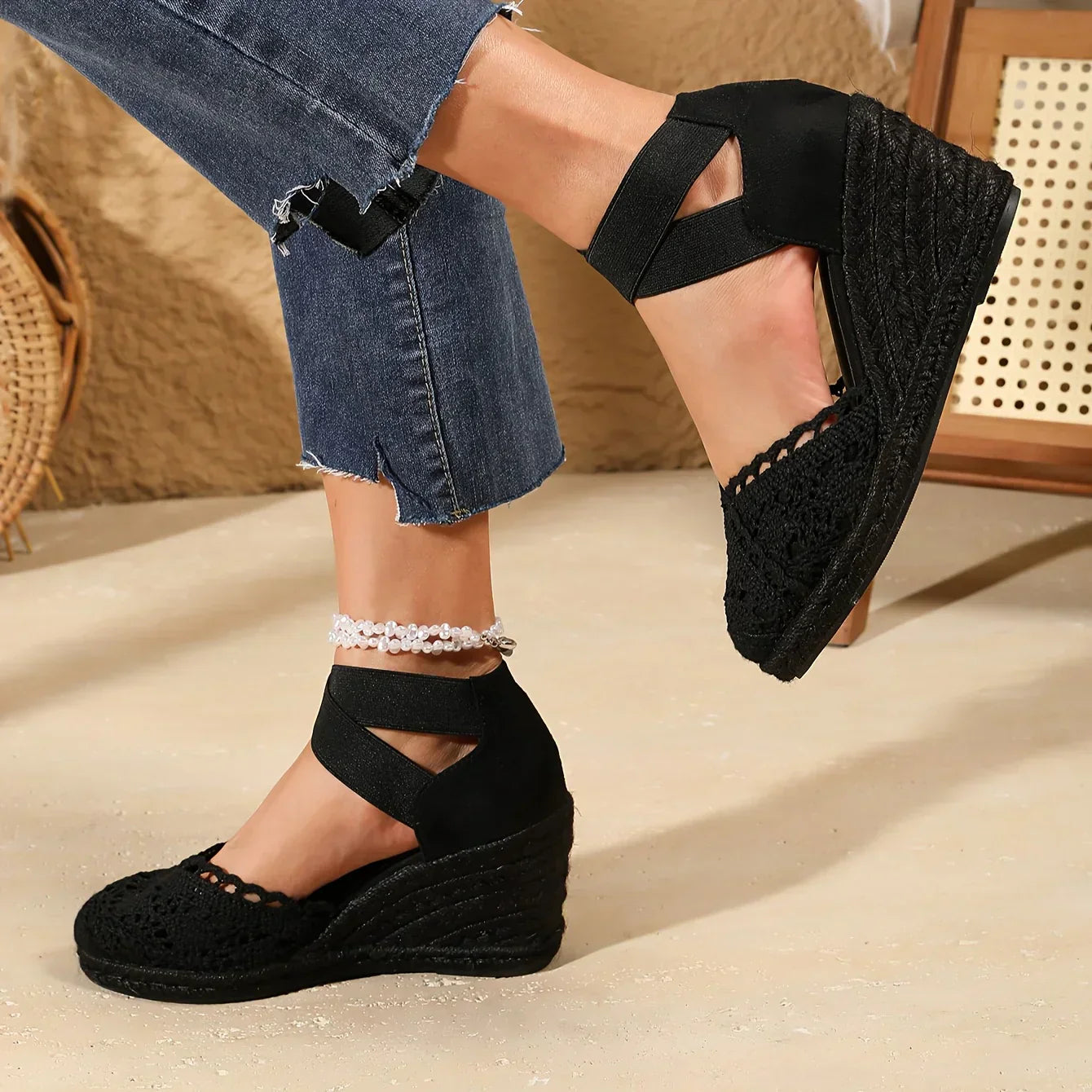 Zapatos Mujer de Cuña con Crochet y Tira Elástica en Tobillo