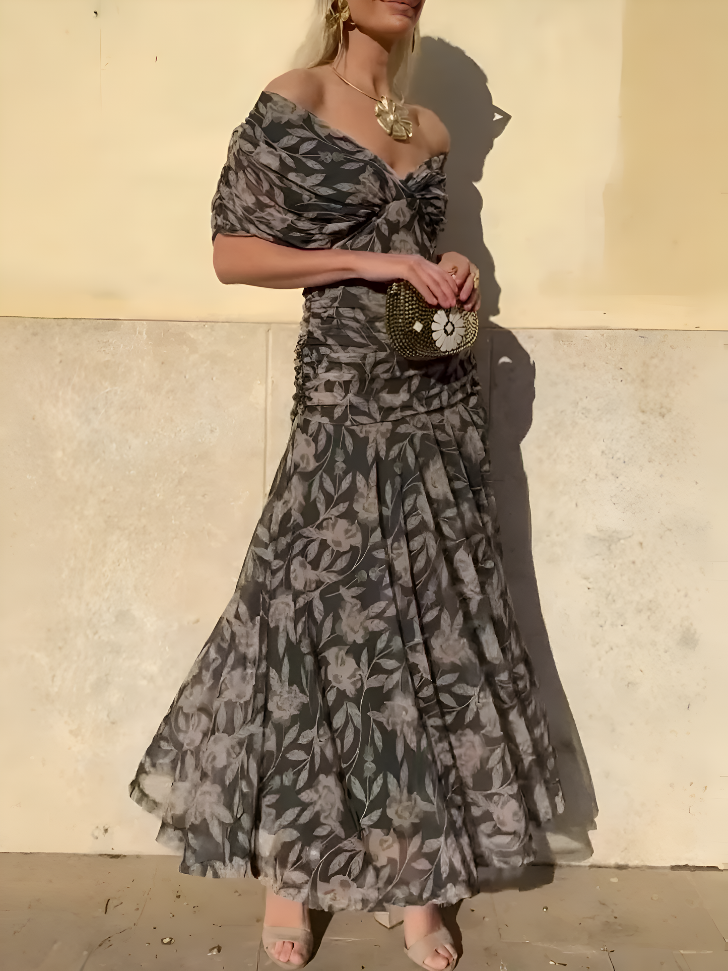 Vestido maxi mujer con caída fluida y estilo elegante