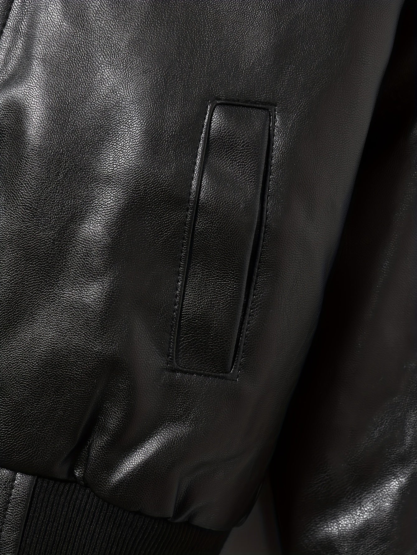 Chaqueta niño con cremallera y cuello alto ajustado