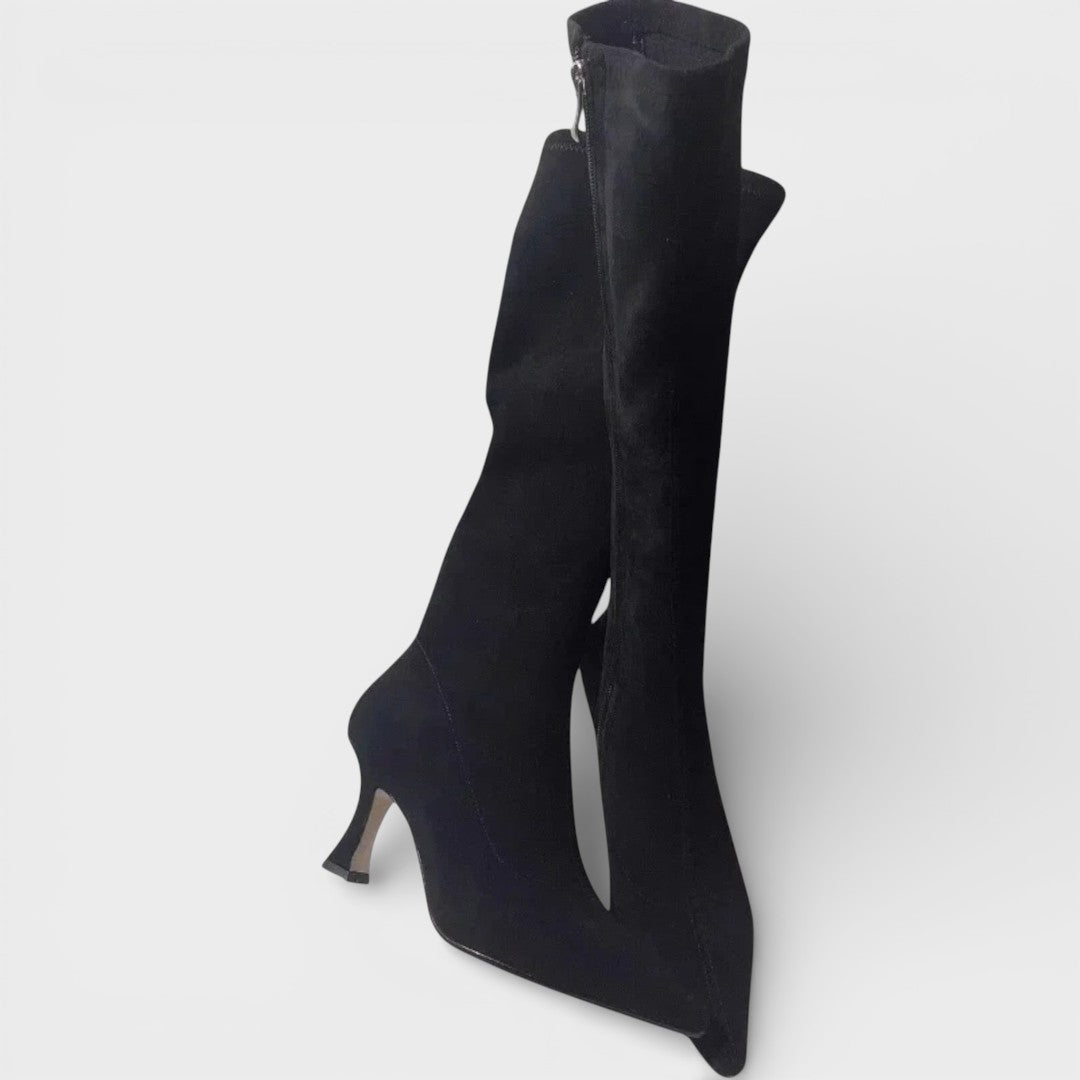 Botas Altas De Gamuza Con Tacón
