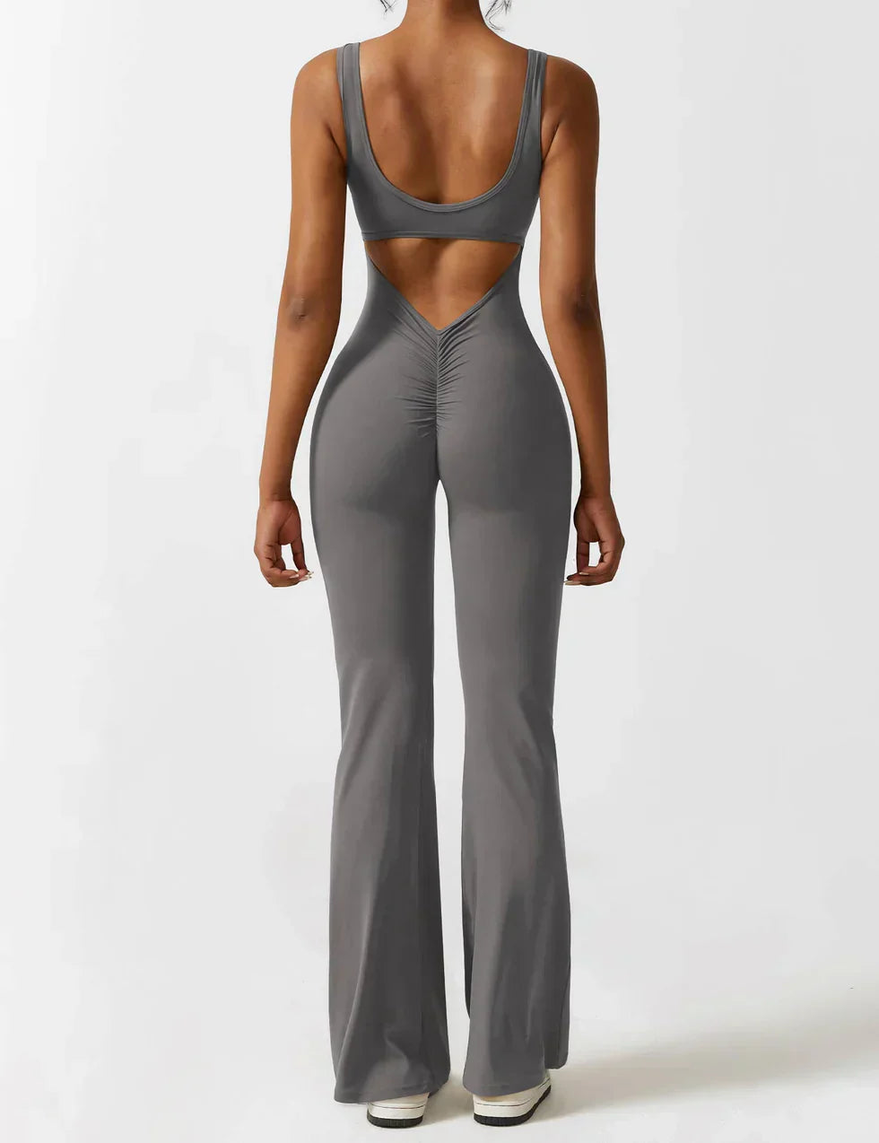 Mono Mujer con Espalda en V y Pierna Flare Ajuste Elegante