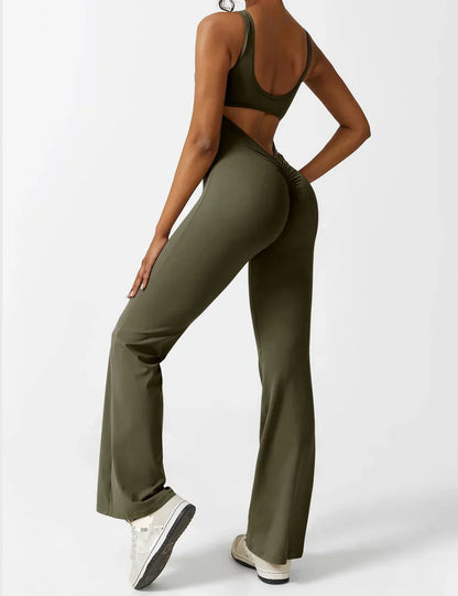 Mono Mujer con Espalda en V y Pierna Flare Ajuste Elegante