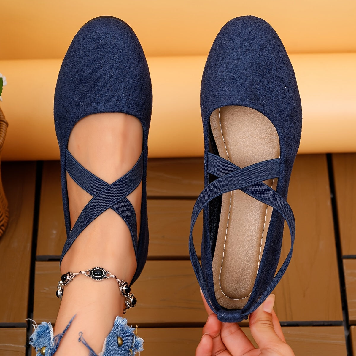 Zapatos mujer con tiras cruzadas y puntera redondeada informales