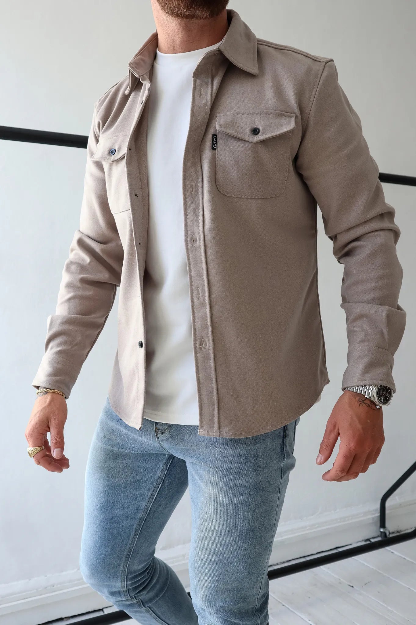 Sobrecamisa hombre con botones y bolsillos ajustada - Mavetta