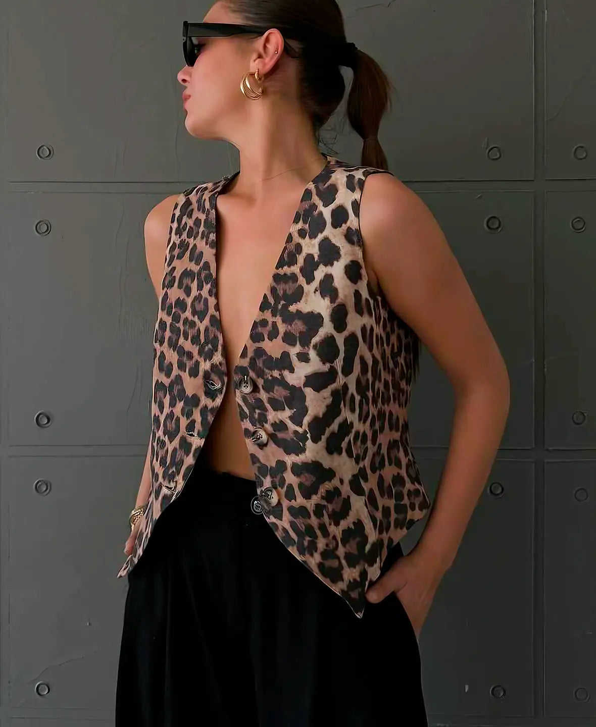 Chaleco Mujer con Escote en V Estampado Animal Ajustado