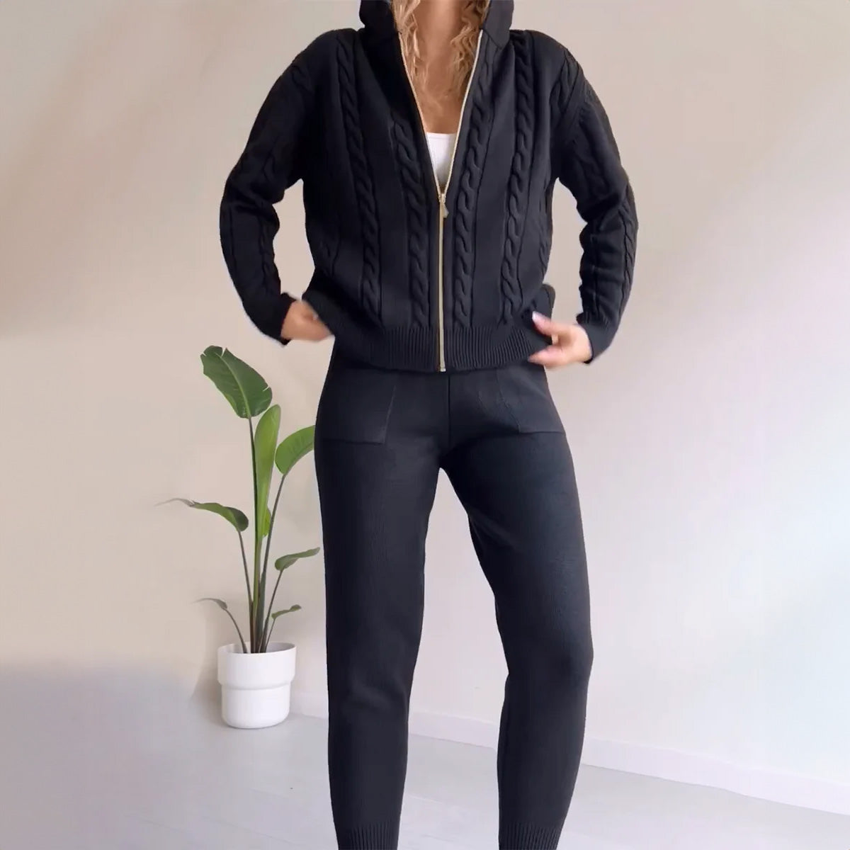 Conjunto Mujer de Punto Suave y Elegante
