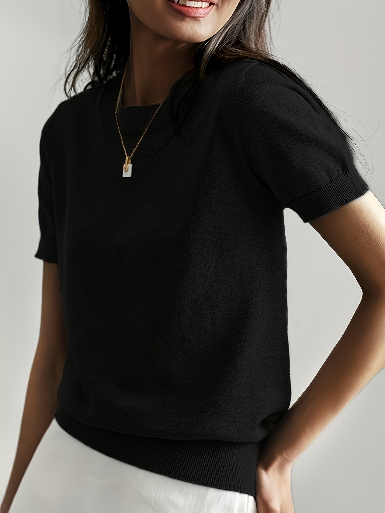 Camiseta Mujer de Punto Manga Corta Cuello Redondo Entallada