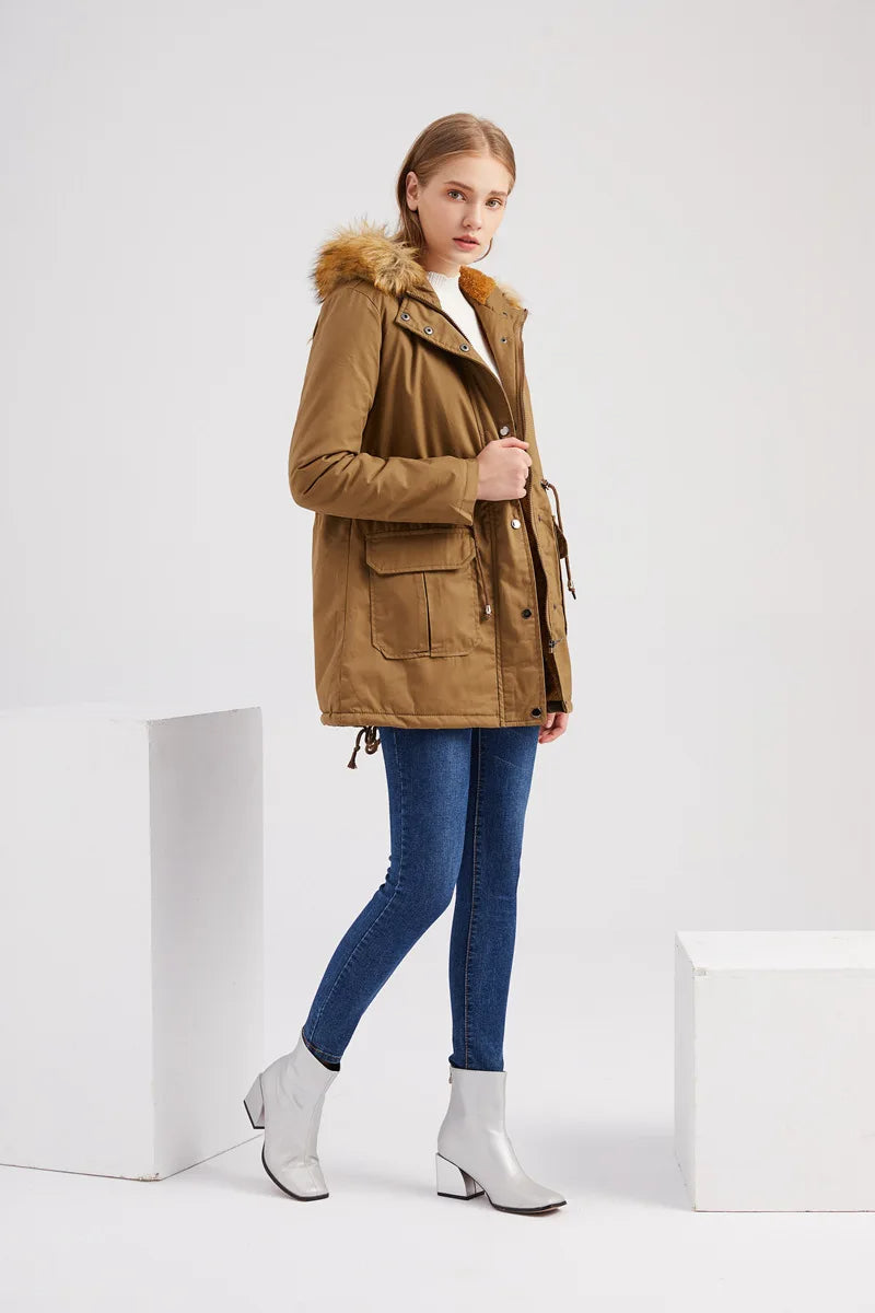 Parka mujer invierno con capucha y acolchada