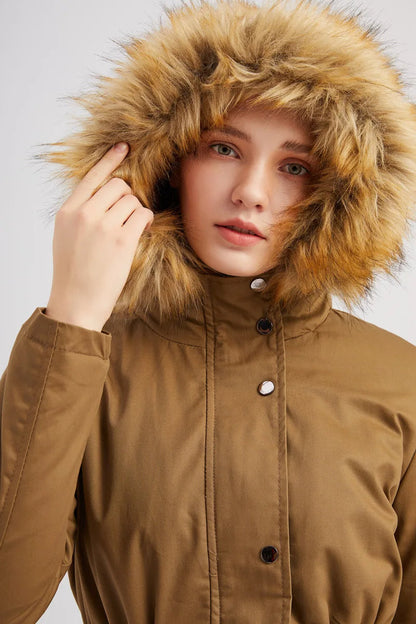 Parka mujer invierno con capucha y acolchada
