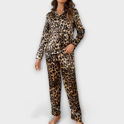 Pijama Mujer de Satén Estampado Animal Ajuste Cómodo