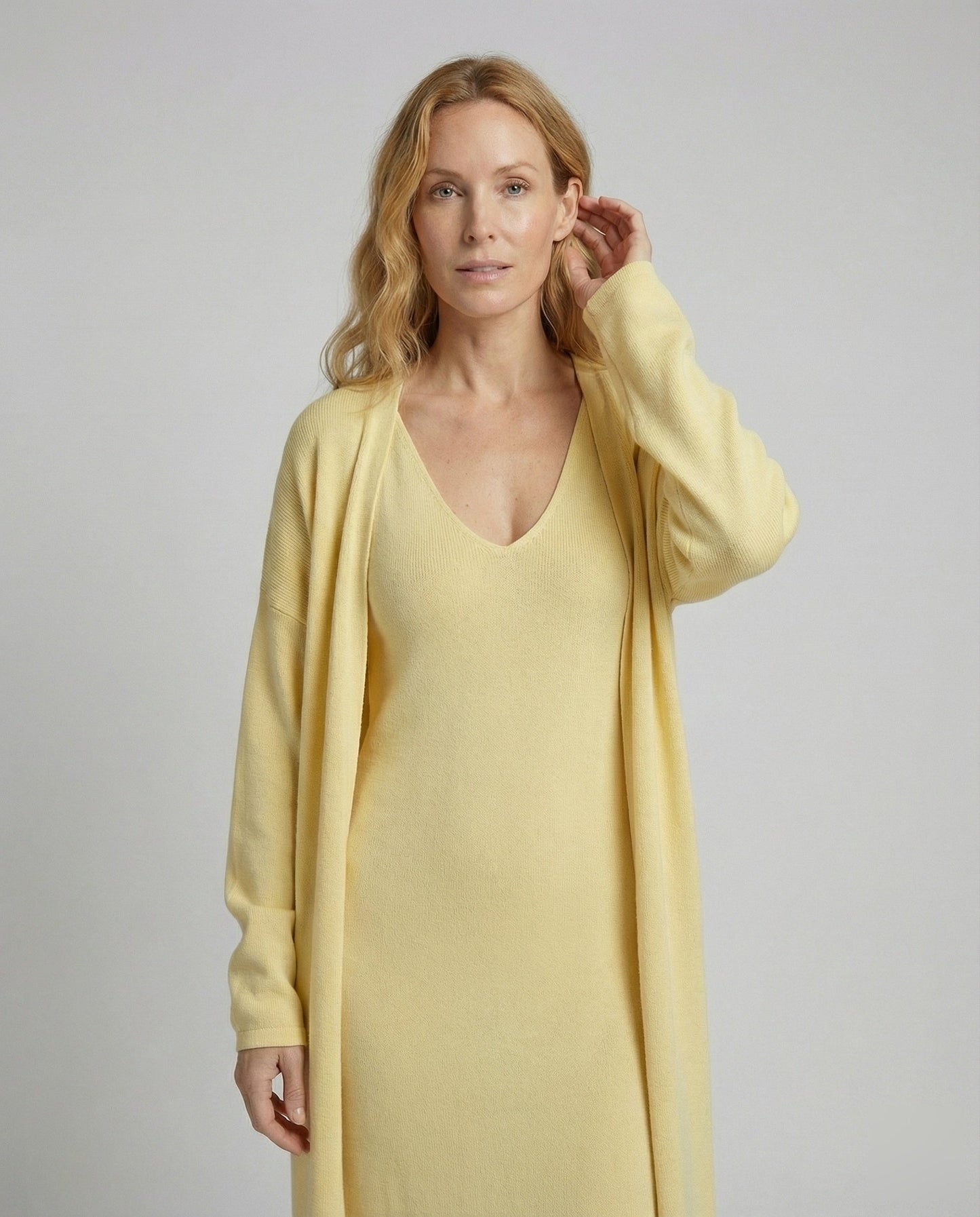 Conjunto Mujer de Punto Vestido y Cárdigan Largo