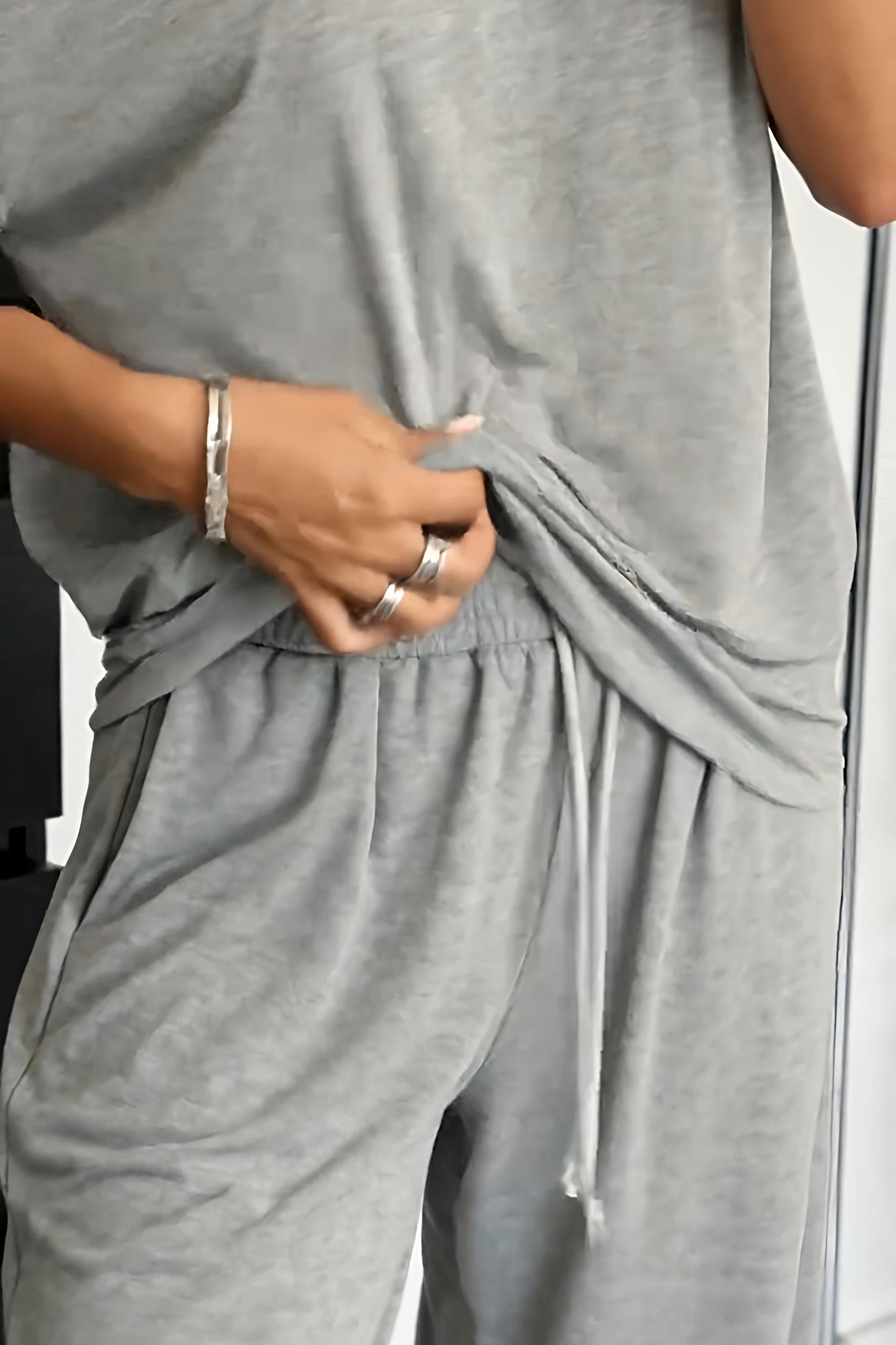 Conjunto mujer pantalón amplio hombro descubierto casual