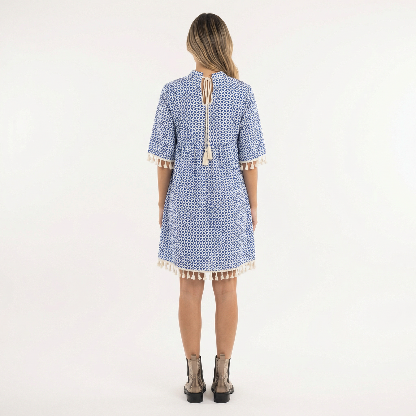 Vestido Corto Mujer Estampado con Borlas