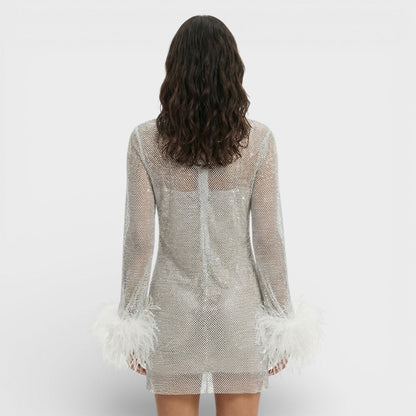 Vestido mini mujer con plumas estilo fiesta