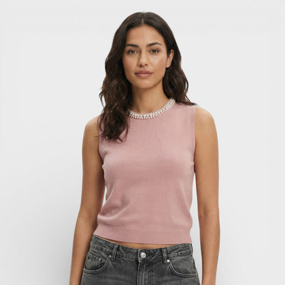 Mujer de Punto Sin Mangas