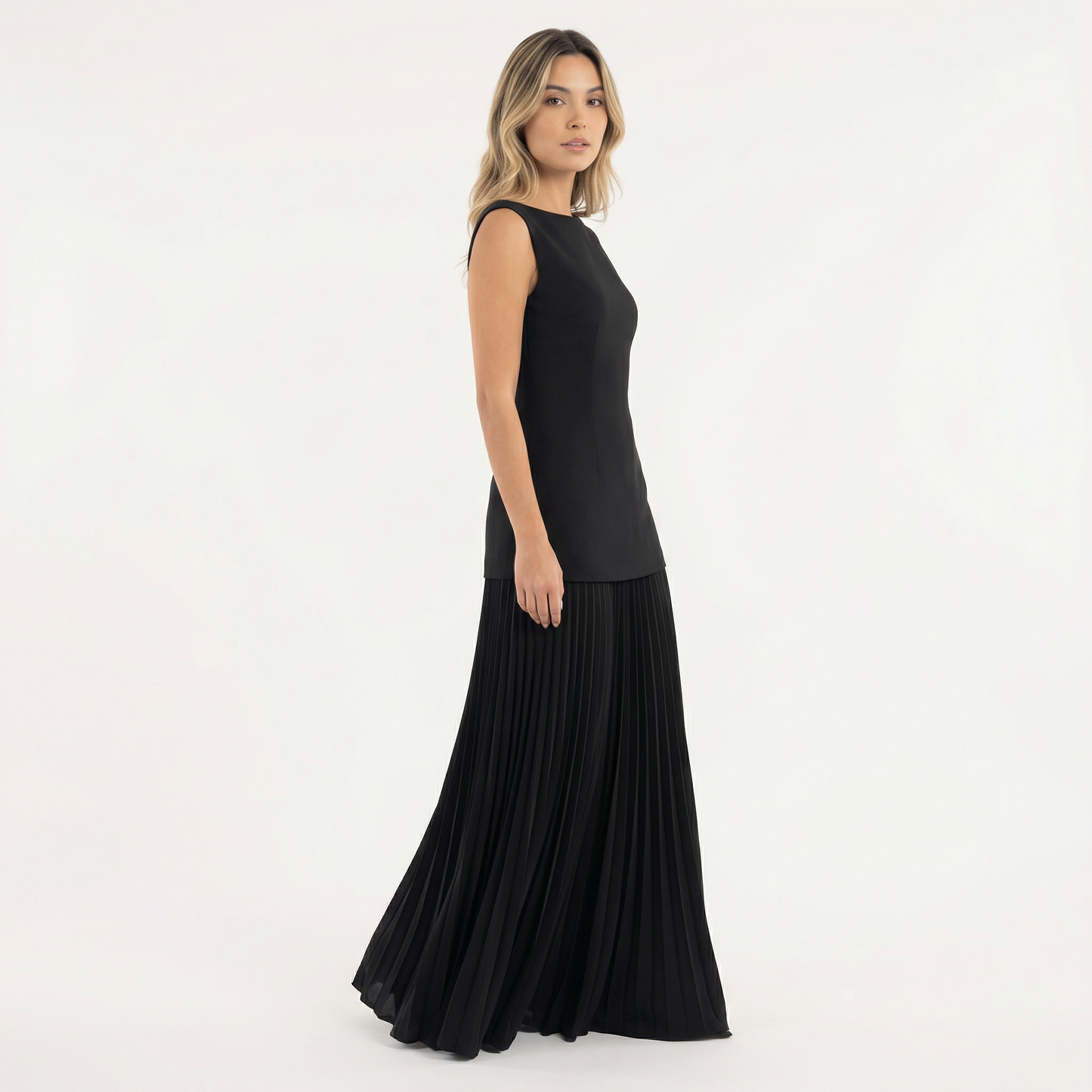 Conjunto Mujer de Fiesta con Chaleco Elegante