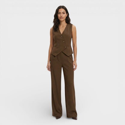 Conjunto Mujer Chaleco y Pantalón Ajustado
