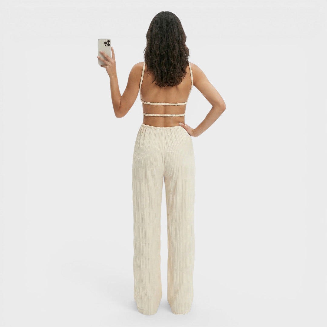 Mono Mujer Pierna Ancha Espalda Abierta