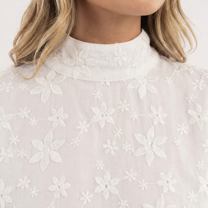 Blusa Mujer de Tela Floral Cuello Alto Ajustado