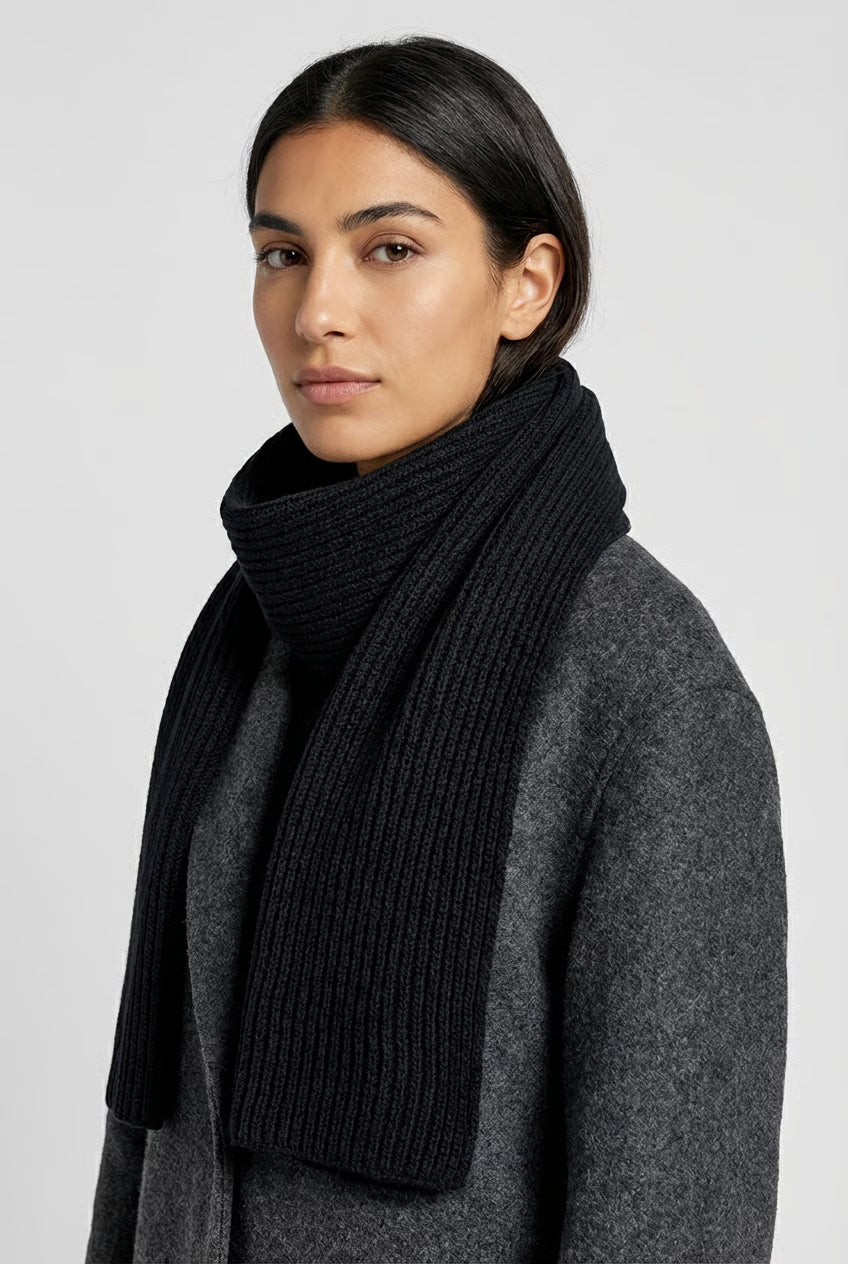 Bufanda Unisex de Tejido Clásico Suave
