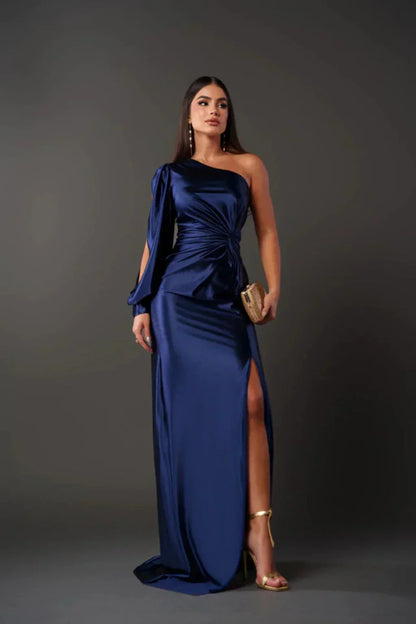 Vestido Mujer Satinado Manga Asimétrica