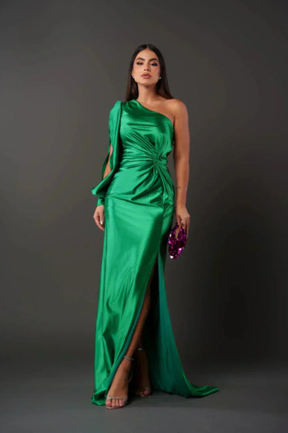 Vestido Mujer Satinado Manga Asimétrica