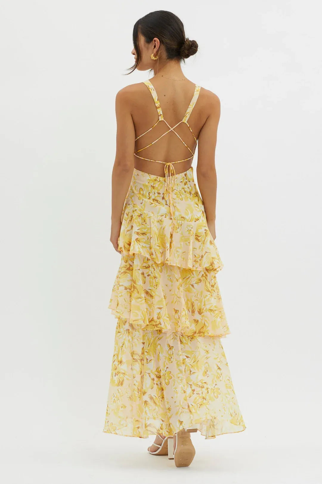 Vestido largo mujer de tela ligera con volantes