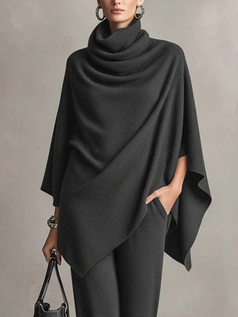 Conjunto Mujer con Poncho Drapeado y Pantalón Ajustado