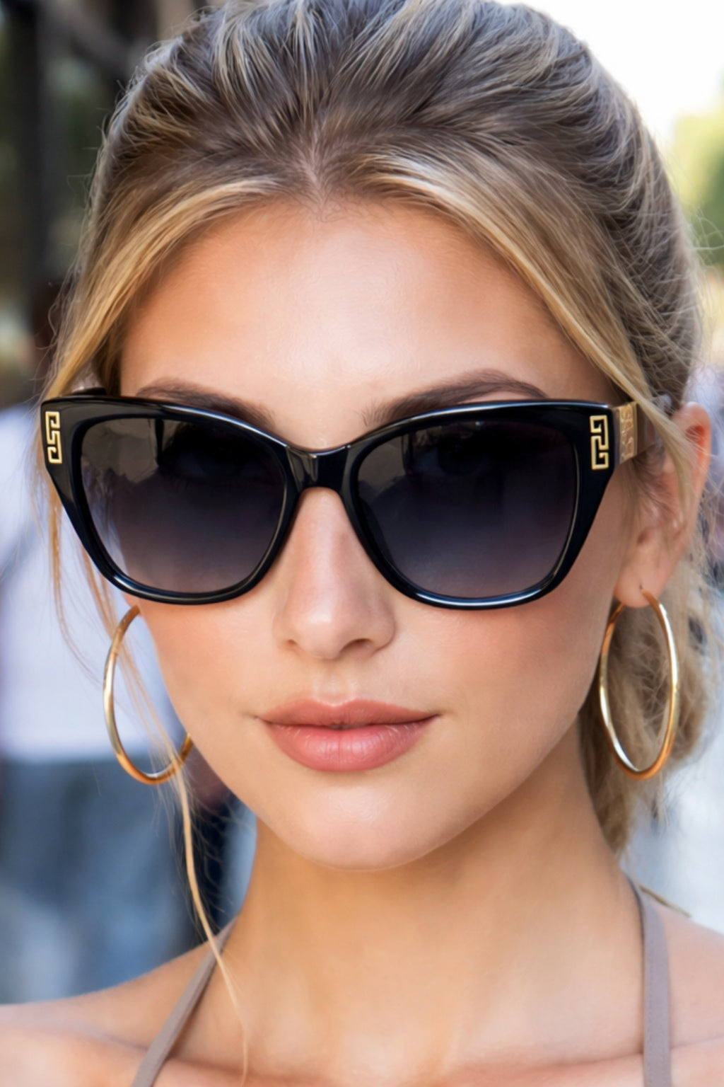 Gafas de Sol Mujer Estilo Gato Detalle Metálico Lente Degradada
