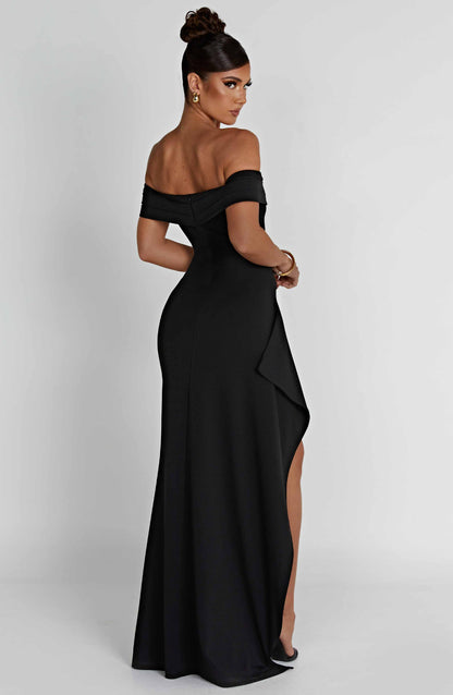 Vestido largo mujer de tirantes y diseño elegante