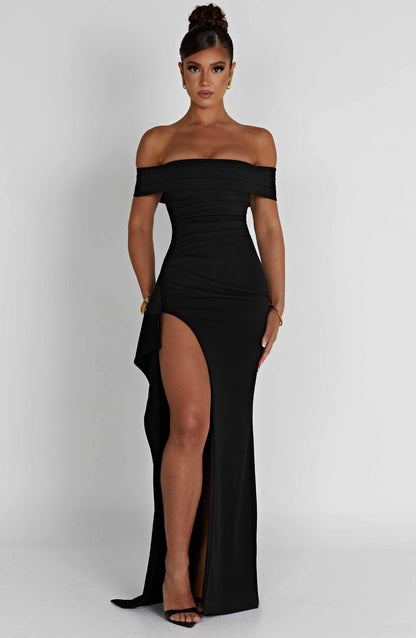 Vestido largo mujer de tirantes y diseño elegante