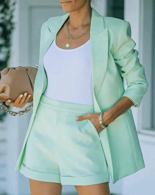 Conjunto Mujer Blazer Entallado y Shorts Cintura Alta - Mavetta