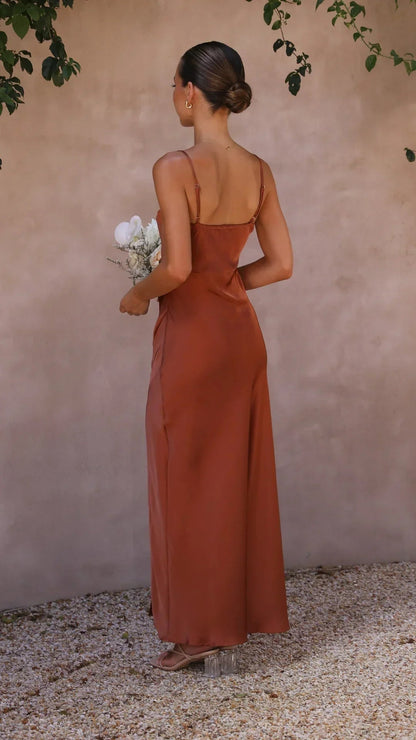 Vestido Largo Mujer Tirantes Abertura Lateral Ajuste Macarena