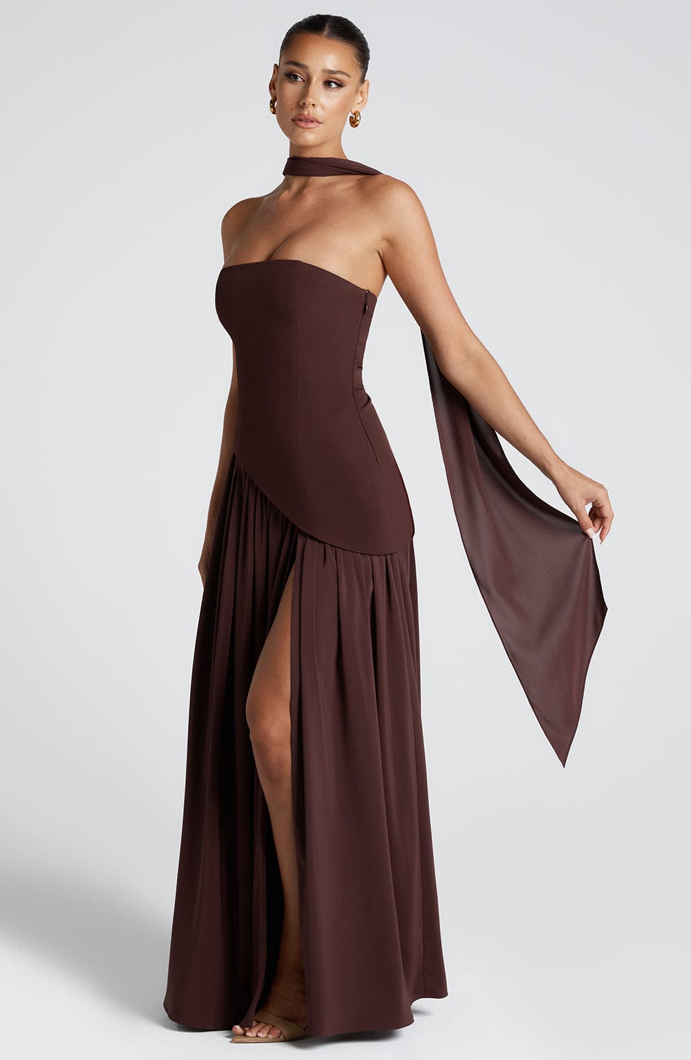 Vestido largo mujer sin mangas diseño elegante