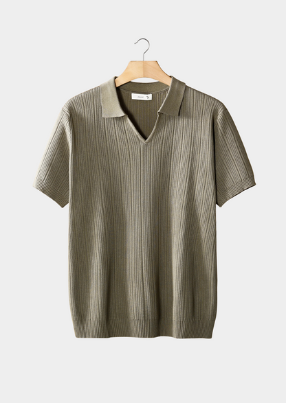 Polo Hombre de Punto Acanalado Manga Corta Cuello en V