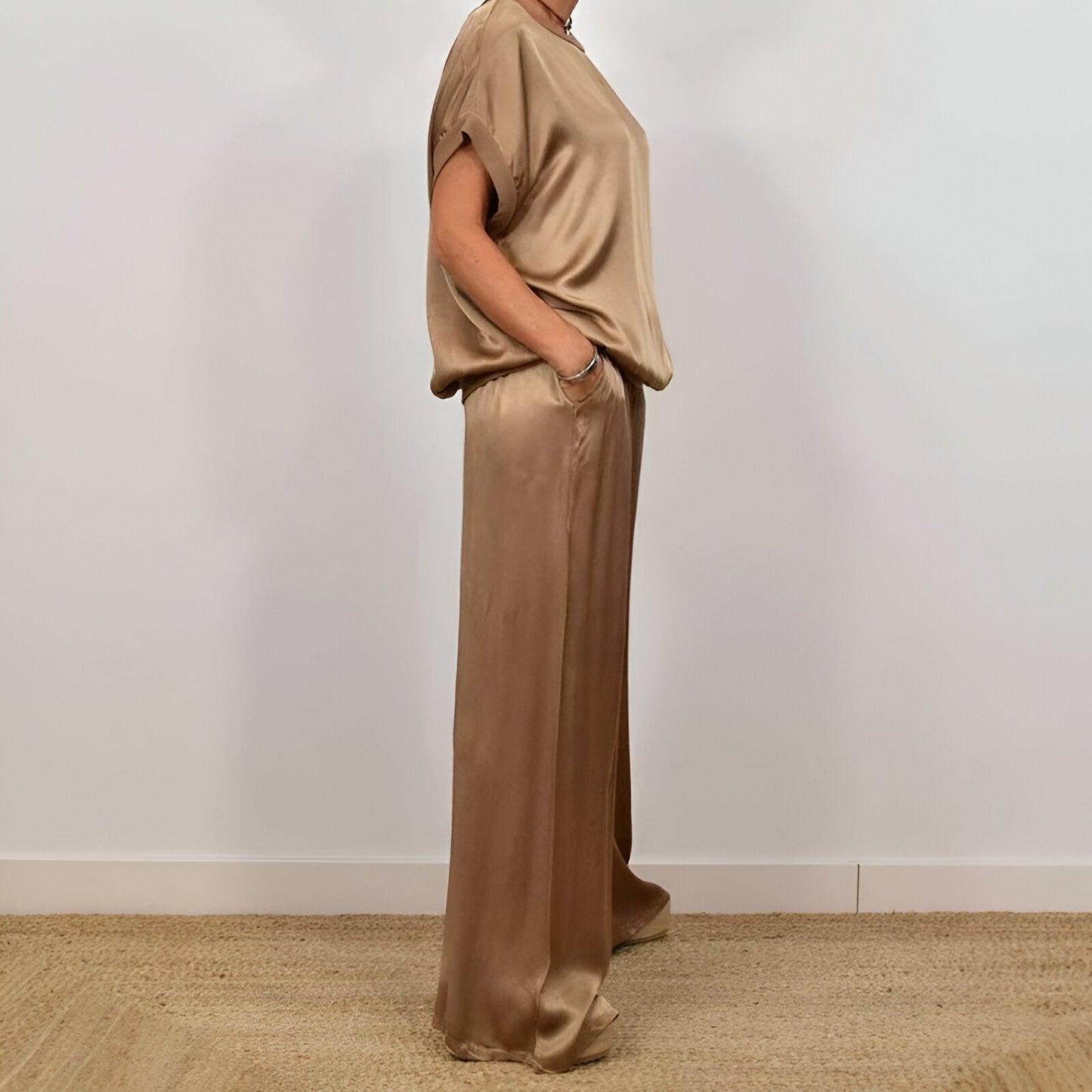 Conjunto Mujer Satén y Pantalón Largo