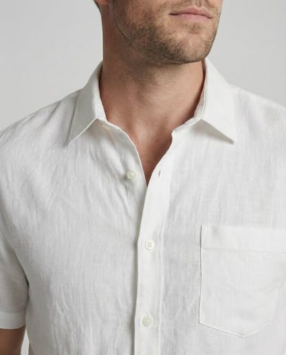 Camisa hombre manga corta estampado tropical estilo hawaiano