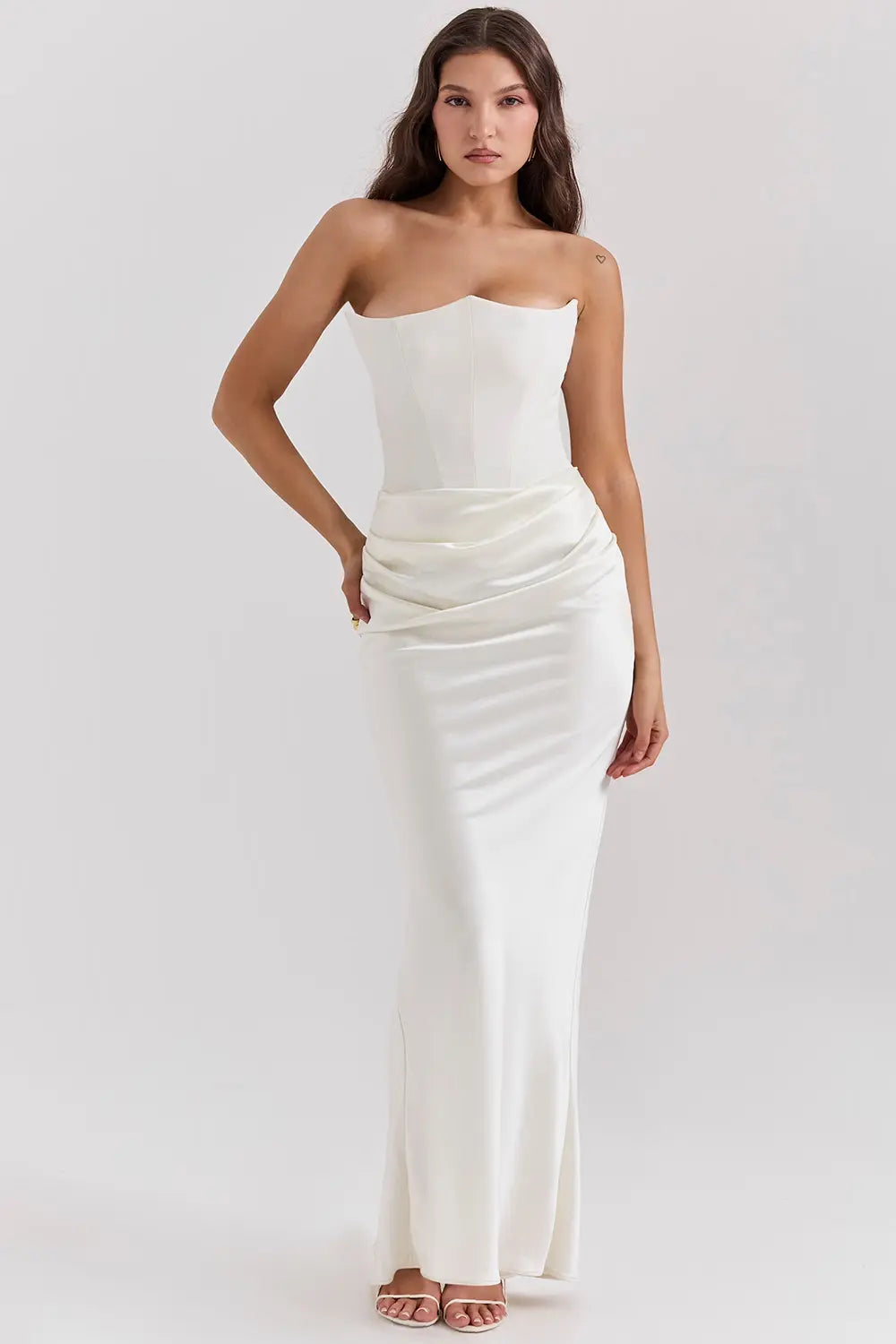 Vestido maxi mujer de satén sin tirantes fruncido favorecedor