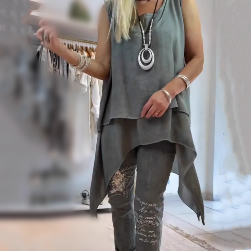 Conjunto Mujer Asimétrico y Pantalones Estampados
