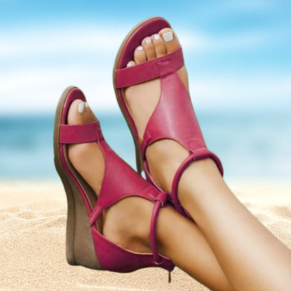 Sandalias ortopédicas niña de piel con tacón