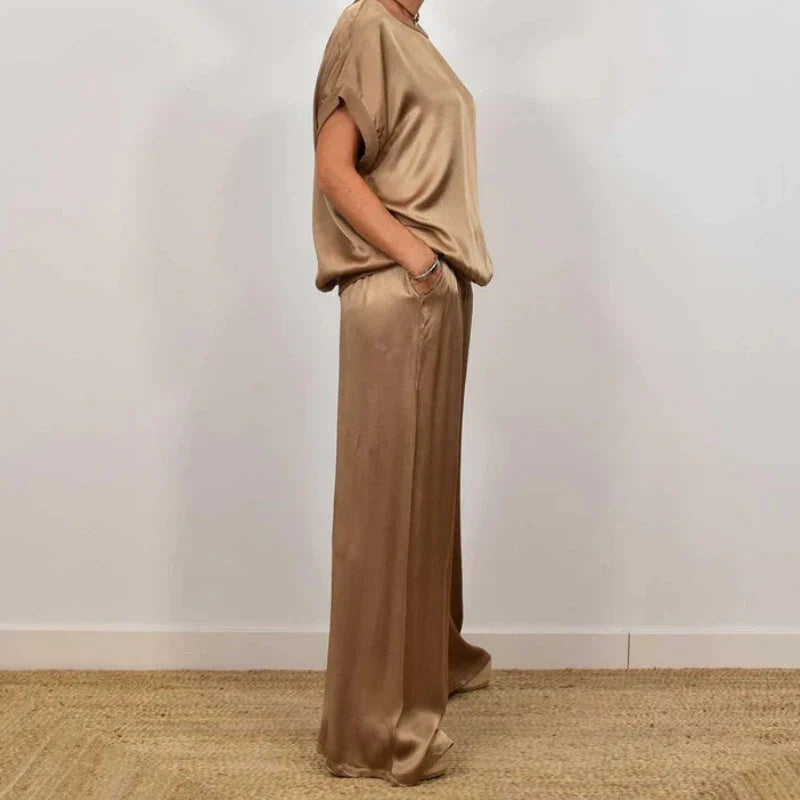 Traje Mujer Dos Piezas Blazer y Pantalón Corte Clásico