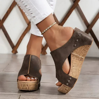 Sandalias Mujer Cuña Piel con Tachuelas