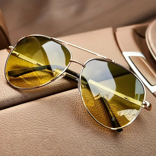 Gafas de sol unisex estilo aviador con lentes degradadas y protección - Mavetta