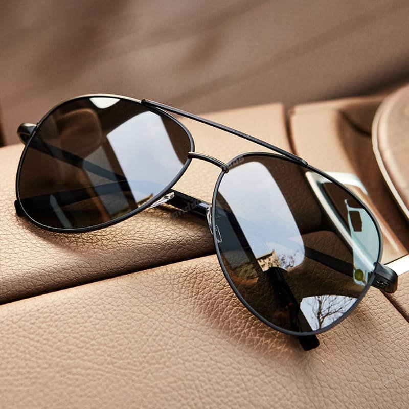 Gafas de sol unisex estilo aviador con lentes degradadas y protección