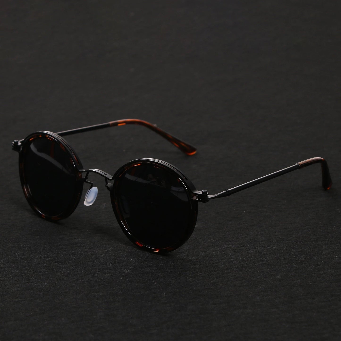 Gafas de sol unisex montura redonda polarizadas varillas metálicas