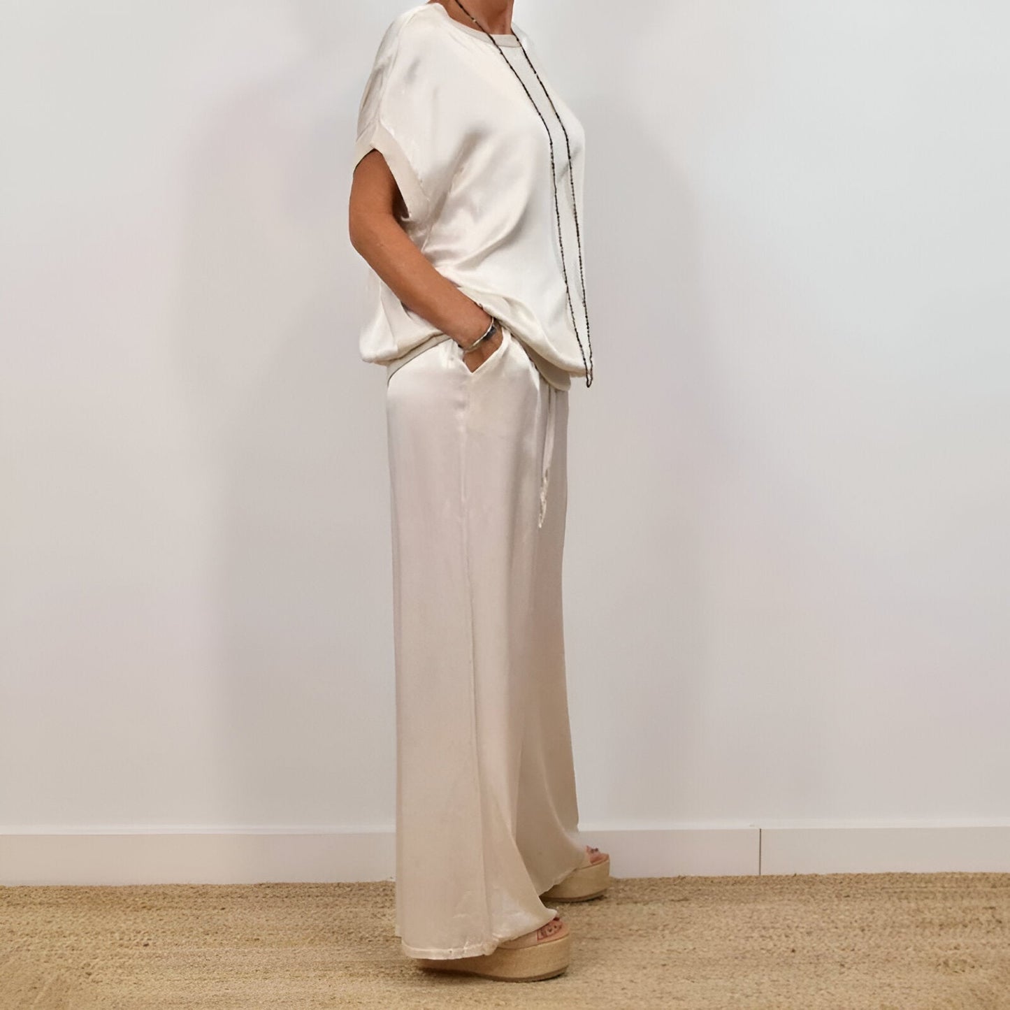 Conjunto Mujer Satén y Pantalón Largo