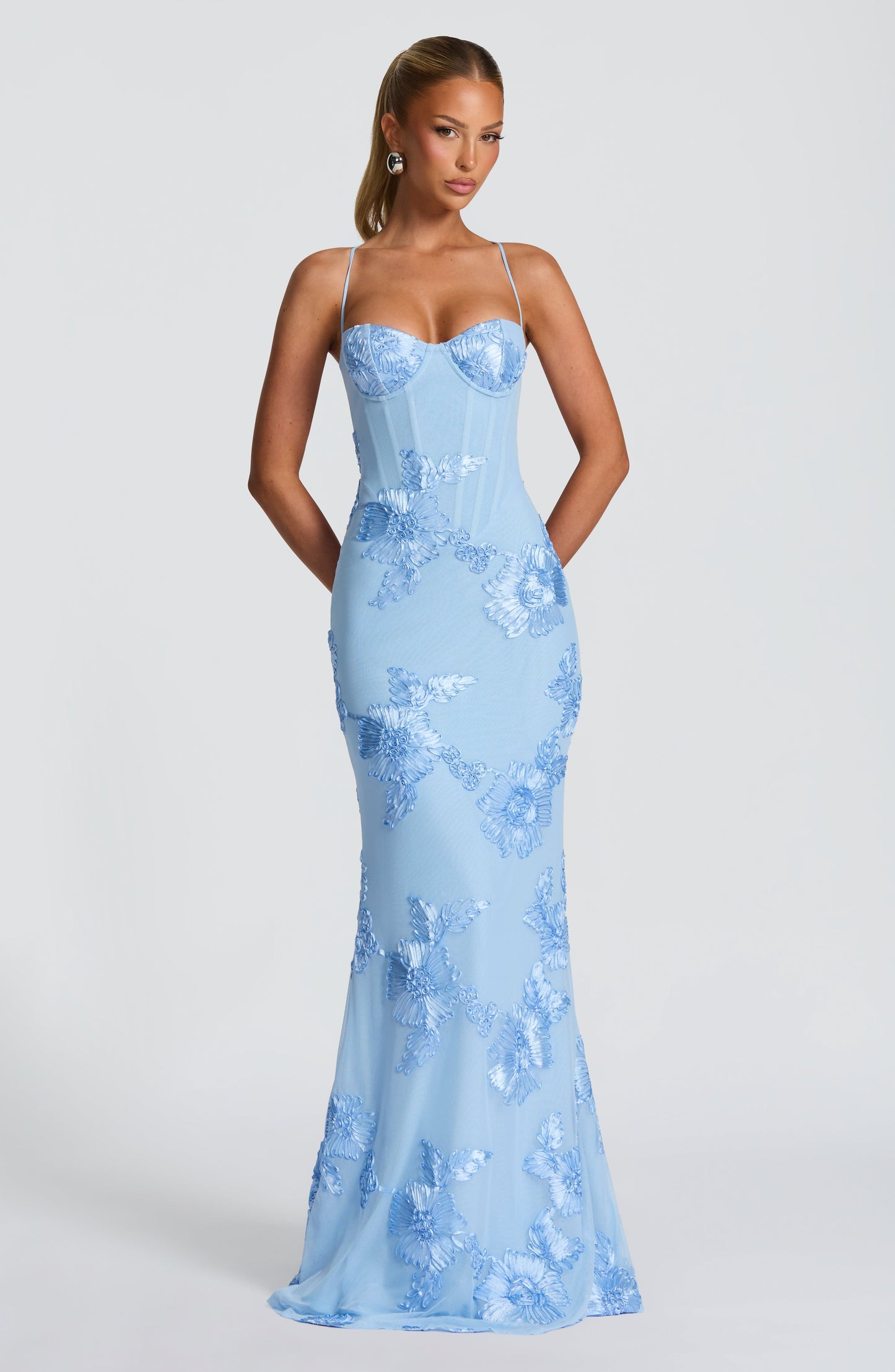 Vestido maxi mujer con bordado floral estilo boda