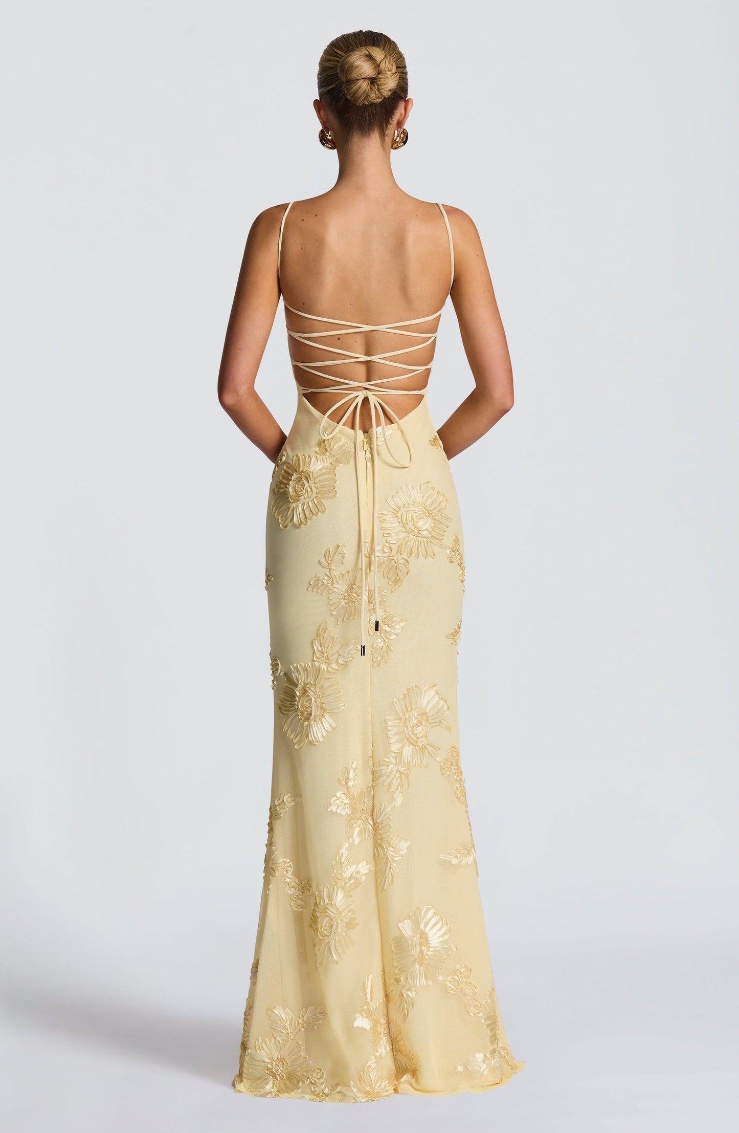 Vestido maxi mujer con bordado floral estilo boda