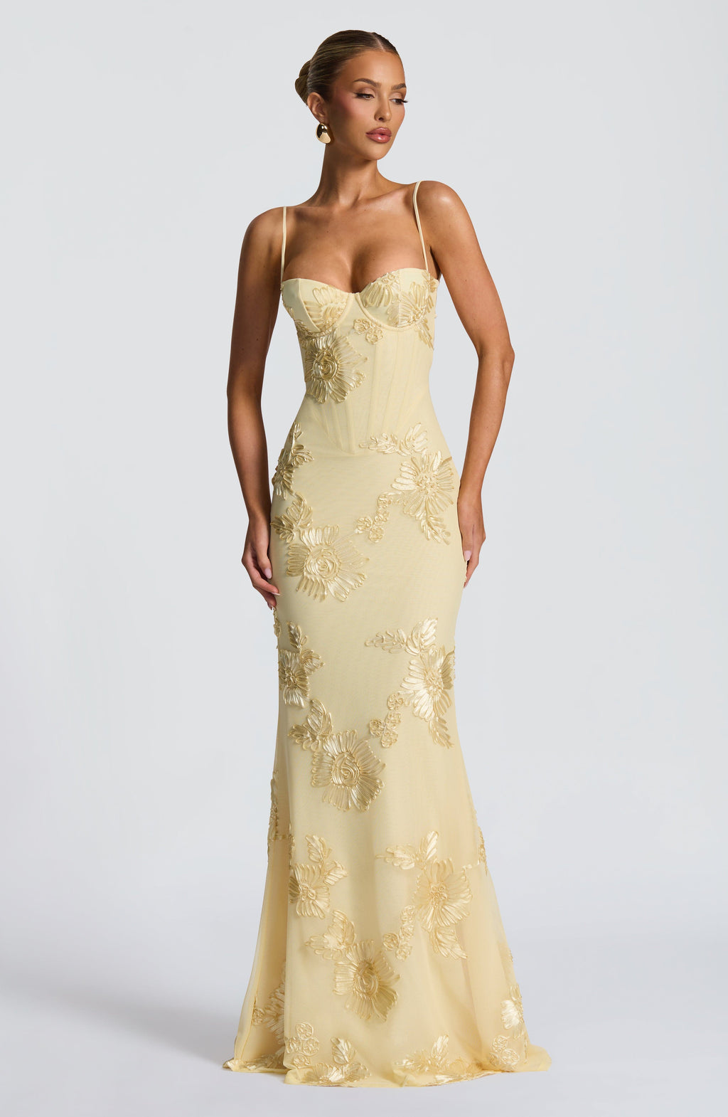 Vestido maxi mujer con bordado floral estilo boda
