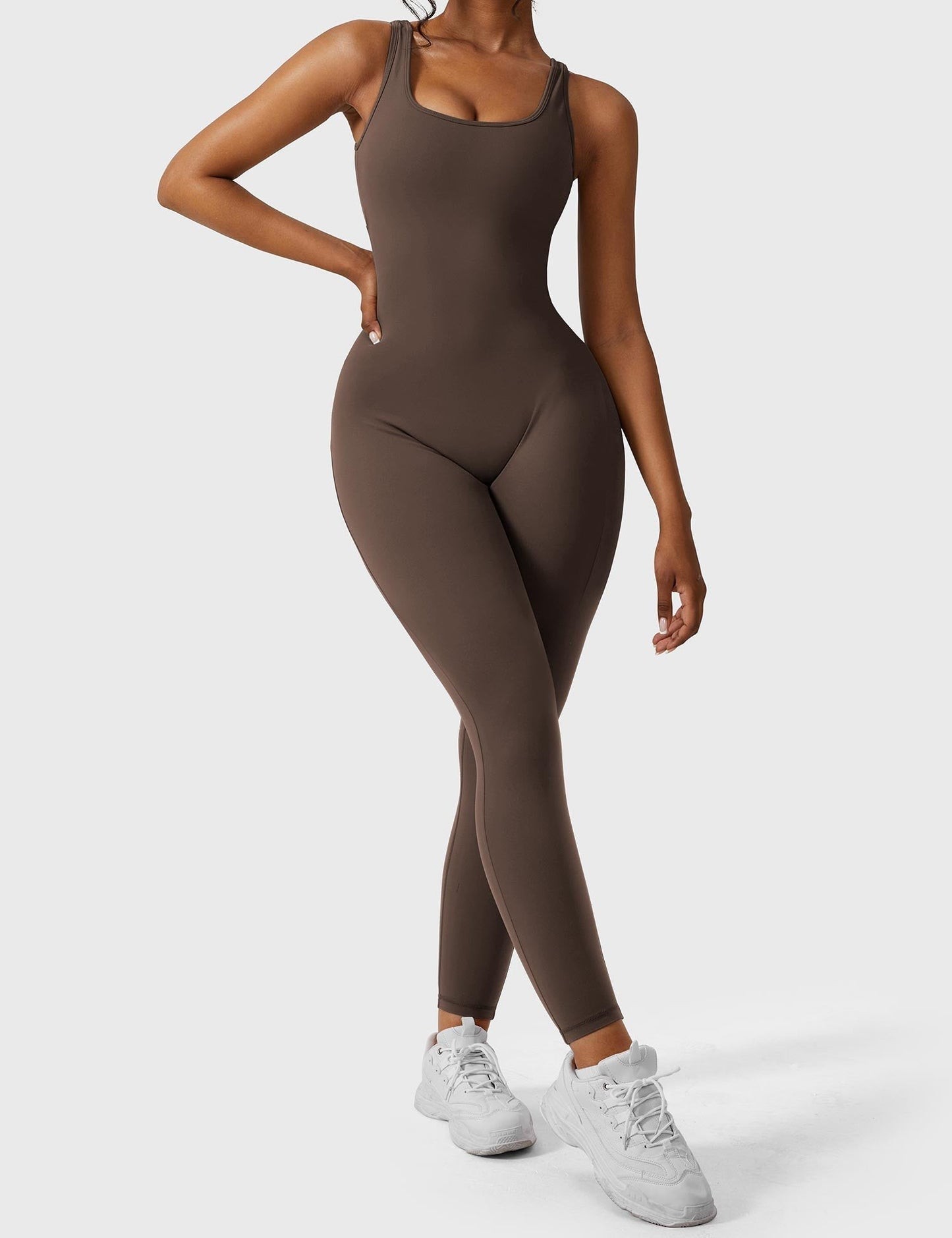 Mono Mujer con Espalda en V Ajuste Elegante